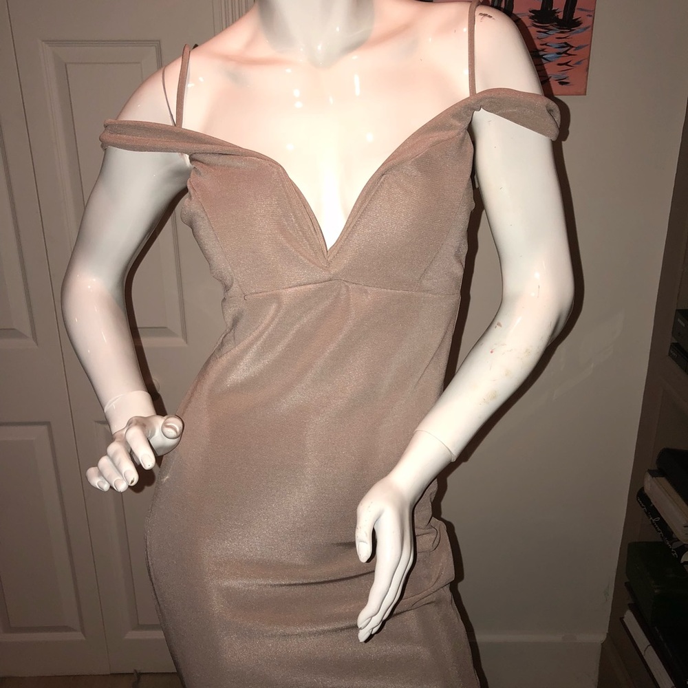 WantMyLook new padded off the shoulder dress